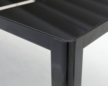 Lataa kuva Galleria-katseluun, Ligne Roset Seram ruokapöytä
