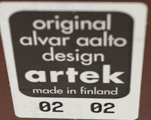 Lataa kuva Galleria-katseluun, Artek 81C pöytä
