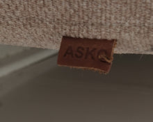 Lataa kuva Galleria-katseluun, Asko JADE 3-istuttava divaanisohva rahilla beige
