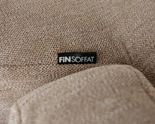 Ladda upp bild till gallerivisning, Finsoffat Nemo 2,5-istuttava kangassohva beige
