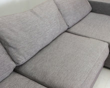 Load image into Gallery viewer, BoConcept Cenova 4-istuttava divaanisohva harmaa
