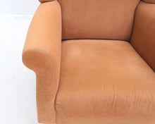 Lataa kuva Galleria-katseluun, Vaaleanruskea nojatuoli

