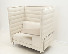 Lataa kuva Galleria-katseluun, Vitra Alcove Highback Work sohva beige
