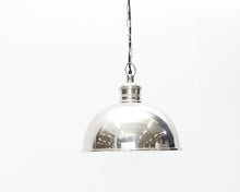 Lataa kuva Galleria-katseluun, Laura Ashley - Silver Lamp
