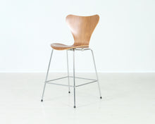Lataa kuva Galleria-katseluun, Fritz Hansen 3187 baarituoli
