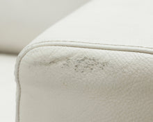 Load image into Gallery viewer, Italsofa nahkasohva
