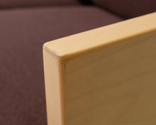 Ladda upp bild till gallerivisning, Artek 547A sohva ruskea
