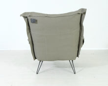 Lataa kuva Galleria-katseluun, Diesel with Moroso Cloudscape nojatuoli
