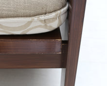 Lataa kuva Galleria-katseluun, Nojatuoli käännettävällä päällisellä ja laskettavalla selkänojalla
