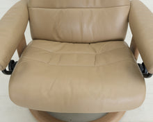 Lataa kuva Galleria-katseluun, Ekornes Stressless nojatuoli ja rahi II
