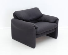 Lataa kuva Galleria-katseluun, Maralunga Lounge chair by Vico Magistretti
