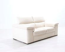 Load image into Gallery viewer, Natuzzi 2-istuttava nahkasohva luonnonvalkoinen
