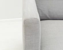 Lataa kuva Galleria-katseluun, HT Collection Donna nojatuoli vaaleanharmaa
