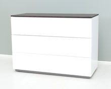 Lataa kuva Galleria-katseluun, Voice Arctic Sideboard lipasto
