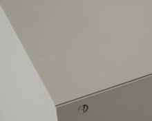 Lataa kuva Galleria-katseluun, Calligaris-senkki
