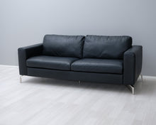 Lataa kuva Galleria-katseluun, Natuzzi 3-istuttava nahkasohva musta
