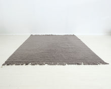 Load image into Gallery viewer, Ellos Soho ryijymatto villaa 170 x 240 cm
