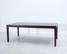 Ladda upp bild till gallerivisning, Tummanruskea puinen ruokapöytä 200 cm
