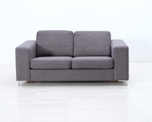 Lataa kuva Galleria-katseluun, 2-istuttava kangassohva harmaa
