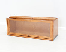 Ladda upp bild till gallerivisning, Boknäs vitriini lasiovella S31cm, K31cm

