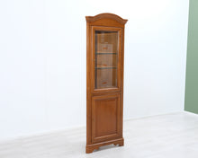 Load image into Gallery viewer, Kulmakaappi lasiovella
