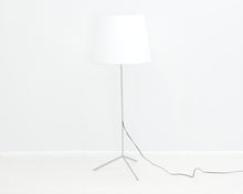 Load image into Gallery viewer, Moooi Double Shade jalkavalaisin
