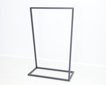 Ladda upp bild till gallerivisning, BEdesign Lume Coat Stand vaaterekki
