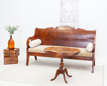 Lataa kuva Galleria-katseluun, Biedermeier sohva monivärinen
